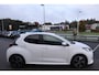 Toyota Yaris 1.5 HYBRID DYNAMIC APPLE/ANDROID STOEL+STUURVERWARMING LM-VELGEN CAMERA AD-CRUISE