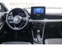 Toyota Yaris 1.5 HYBRID DYNAMIC APPLE/ANDROID STOEL+STUURVERWARMING LM-VELGEN CAMERA AD-CRUISE