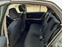 Toyota Yaris 1.3 VVTi Sol betrouwbare pittige 1.3 Yaris met airco en all seasons banden!