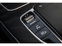 Mercedes-Benz E-klasse Estate 300 e AMG Line Schuifdak I Trekhaak I 360 Camera I Sfeerverlichting I Led I Stoelverwarming I BTW