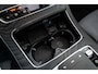 Mercedes-Benz E-klasse Estate 300 e AMG Line Schuifdak I Trekhaak I 360 Camera I Sfeerverlichting I Led I Stoelverwarming I BTW