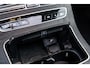 Mercedes-Benz E-klasse Estate 300 e AMG Line Schuifdak I Trekhaak I 360 Camera I Sfeerverlichting I Led I Stoelverwarming I BTW