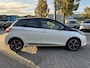 Toyota Yaris 1.5 HYBRID BI-TONE NAVI PARK-SENSOREN CLIMA CRUISE BLUETOOTH KEYLESS CAMERA