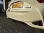 Toyota Yaris 1.5 HYBRID BI-TONE NAVI PARK-SENSOREN CLIMA CRUISE BLUETOOTH KEYLESS CAMERA