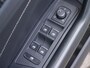 Volkswagen T-Roc 1.5 TSI R-Line | Trekhaak afneembaar | Achteruitrijcamera | Keyless | Matrix LED | Black style | Stoelverwarming |