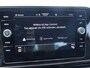 Volkswagen T-Roc 1.5 TSI R-Line | Trekhaak afneembaar | Achteruitrijcamera | Keyless | Matrix LED | Black style | Stoelverwarming |