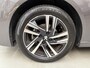 Peugeot 208 1.2 PureTech 75pk Allure Pack | Apple carplay / Android auto | Navigatie | climate control | Camera | 3-D cockpit | LM Velgen | NAP | Rijklaar prijs!