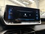 Peugeot 208 1.2 PureTech 75pk Allure Pack | Apple carplay / Android auto | Navigatie | climate control | Camera | 3-D cockpit | LM Velgen | NAP | Rijklaar prijs!
