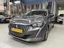 Peugeot 208 1.2 PureTech 75pk Allure Pack | Apple carplay / Android auto | Navigatie | climate control | Camera | 3-D cockpit | LM Velgen | NAP | Rijklaar prijs!
