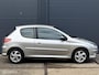 Peugeot 206 1.4-16V XS Pack 3 deurs - AIRCO - EL. RAMEN + SPIEGELS - RADIO/CD - LM VELGEN - CPV - 2E EIGENAAR - NAP - NL AUTO - APK T/M 07-10-2026 -