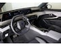 Peugeot 5008 1.2 Hybrid 136 Allure 136 pk | Navi | 7-Zits | Keyless Entry | Camera | LED koplampen | LED-koplampen | PDC V+A |