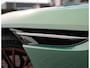 Aston Martin DB12 4.0 V8 | Iridiscent Emerald - Oxford Tan