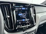 Volvo XC60 T8 Recharge Ultimate Black Edition | 21" | Luchtvering | 360 Camera | Harman Kardon | Trekhaak | Sportstoelen | Head-up | Full LED | Stoel/stuur/achterbankverwarming | Adaptieve cruise | BLIS