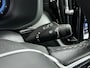 Volvo XC60 T8 Recharge Ultimate Black Edition | 21" | Luchtvering | 360 Camera | Harman Kardon | Trekhaak | Sportstoelen | Head-up | Full LED | Stoel/stuur/achterbankverwarming | Adaptieve cruise | BLIS