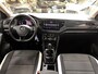 Volkswagen T-Roc 1.5 TSI 150pk Style Half Leer Navi Digi Dash Parkeersensoren Privacy Glass Dealeronderhouden