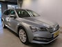 Skoda Superb Combi 1.4 TSI iV Business Edition Plus PHEV Airco ECC Navi Carplay Adaptive Cruise 18" LM Velgen Leder/Alcantara Virtual Cockpit El Achterklep Full LED Stoelverwarming