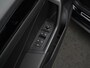 Volkswagen T-Roc 1.5 TSI 150 pk DSG R-Line Edition | Trekhaak | Achteruitrijcamera | Navigatie | Stoelverwarming | Adaptive Cruise