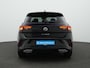 Volkswagen T-Roc 1.5 TSI 150 pk DSG R-Line Edition | Trekhaak | Achteruitrijcamera | Navigatie | Stoelverwarming | Adaptive Cruise