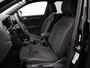 Volkswagen T-Roc 1.5 TSI 150 pk DSG R-Line Edition | Trekhaak | Achteruitrijcamera | Navigatie | Stoelverwarming | Adaptive Cruise