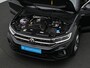 Volkswagen T-Roc 1.5 TSI 150 pk DSG R-Line Edition | Trekhaak | Achteruitrijcamera | Navigatie | Stoelverwarming | Adaptive Cruise