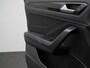 Volkswagen T-Roc 1.5 TSI 150 pk DSG R-Line Edition | Trekhaak | Achteruitrijcamera | Navigatie | Stoelverwarming | Adaptive Cruise