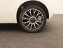 Fiat 500 1.0 Hybrid Dolcevita | Panoramadak | Parkeersensoren | Climate control
