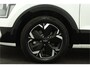 Kia Niro EV DynamicLine 64.8 kWh - Climate control - Keyless entry - Navigatie - Adaptive cruise control - Bluetooth - Apple Carplay/Android Auto - Fabrieksgarantie t/m 30-06-2030