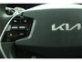 Kia Niro EV DynamicLine 64.8 kWh - Climate control - Keyless entry - Navigatie - Adaptive cruise control - Bluetooth - Apple Carplay/Android Auto - Fabrieksgarantie t/m 30-06-2030