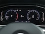 Volkswagen T-Cross 1.0 TSI R-line | LED | Navigatie | Achteruitrijcamera | Dodehoekdetectie | Navigatie | Climate control |