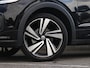 Volkswagen T-Cross 1.0 TSI R-line | LED | Navigatie | Achteruitrijcamera | Dodehoekdetectie | Navigatie | Climate control |