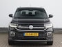 Volkswagen T-Cross 1.0 TSI R-line | LED | Navigatie | Achteruitrijcamera | Dodehoekdetectie | Navigatie | Climate control |
