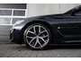 BMW 5-Serie Touring 520d 191 pk High Executive M-Sportpakket / Facelift/ Sport-Stoelen/ Stoel.Verw/ Adap.Cruise/ Stuur.Verw/ Apple-Carplay/ Camera/ 19 '' LMV