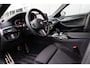 BMW 5-Serie Touring 520d 191 pk High Executive M-Sportpakket / Facelift/ Sport-Stoelen/ Stoel.Verw/ Adap.Cruise/ Stuur.Verw/ Apple-Carplay/ Camera/ 19 '' LMV