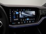 Volkswagen Touareg 3.0 TSi 462 pk Tiptronic eHybrid 4MOTION R | Panoramadak | Nachtzicht | Trekhaak | Stoelventilatie | DYNAUDIO | Bekleding Leder Puglia | 22 inch
