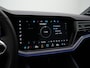 Volkswagen Touareg 3.0 TSi 462 pk Tiptronic eHybrid 4MOTION R | Panoramadak | Nachtzicht | Trekhaak | Stoelventilatie | DYNAUDIO | Bekleding Leder Puglia | 22 inch