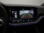 Volkswagen Touareg 3.0 TSi 462 pk Tiptronic eHybrid 4MOTION R | Panoramadak | Nachtzicht | Trekhaak | Stoelventilatie | DYNAUDIO | Bekleding Leder Puglia | 22 inch