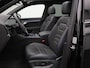 Volkswagen Touareg 3.0 TSi 462 pk Tiptronic eHybrid 4MOTION R | Panoramadak | Nachtzicht | Trekhaak | Stoelventilatie | DYNAUDIO | Bekleding Leder Puglia | 22 inch