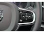 Volvo XC60 T6 Recharge AWD Plus Dark - LONG RANGE - Panorama/schuifdak - IntelliSafe Assist & Surround - 360º Camera - Harman/Kardon audio - Adaptieve LED koplampen - Verwarmde voorstoelen, stuur & achterbank - Parkeersensoren voor & achter - Elektr. bedienb. voorstoelen met geheugen - Draadloze tel. lader - Extra getint glas - Elektr. inklapbare trekhaakk - 19' LMV