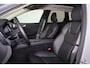 Volvo XC60 T6 Recharge AWD Plus Dark - LONG RANGE - Panorama/schuifdak - IntelliSafe Assist & Surround - 360º Camera - Harman/Kardon audio - Adaptieve LED koplampen - Verwarmde voorstoelen, stuur & achterbank - Parkeersensoren voor & achter - Elektr. bedienb. voorstoelen met geheugen - Draadloze tel. lader - Extra getint glas - Elektr. inklapbare trekhaakk - 19' LMV