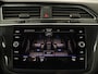Volkswagen Tiguan Allspace 1.5 TSI Comfortline 7-persoons | 1e eigenaar | Trekhaak | Adaptive cruise | Keyless | Carplay | Navigatie | Climate control | DAB | Parkeerhulp | Bluetooth