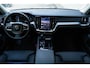 Volvo V60 T6 Plug-in hybrid AWD Plus Bright | Lederen interieur | Semi Elektrische Trekhaak | Keyless | Climate Pack | Elektrisch verstelbare stoelen | Adaptieve Cruise Control | Google Infotainment | 19 inch Lichtmetalen velgen | Parkeercamera en sensoren rondom | Elektrische Kofferklep |