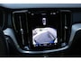 Volvo V60 T6 Plug-in hybrid AWD Plus Bright | Lederen interieur | Semi Elektrische Trekhaak | Keyless | Climate Pack | Elektrisch verstelbare stoelen | Adaptieve Cruise Control | Google Infotainment | 19 inch Lichtmetalen velgen | Parkeercamera en sensoren rondom | Elektrische Kofferklep |