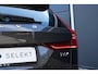 Volvo V60 T6 Plug-in hybrid AWD Plus Bright | Lederen interieur | Semi Elektrische Trekhaak | Keyless | Climate Pack | Elektrisch verstelbare stoelen | Adaptieve Cruise Control | Google Infotainment | 19 inch Lichtmetalen velgen | Parkeercamera en sensoren rondom | Elektrische Kofferklep |