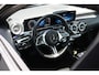Mercedes-Benz A-klasse 250 e | Panoramadak | Luxury | MULTIBEAM LED Koplampen | Dodehoekassistent | Apple CarPlay | Android Auto | Sierdelen Lindehout Zwart | Privacy Glas Achter |