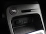 Renault Captur TCe 90pk Intens | Trekhaak | Climate control | Navigatie | Cruise Control | Parkeersensoren |