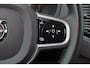 Volvo XC90 T8 Recharge AWD R-Design - Panorama/schuifdak - IntelliSafe Assist & Surround - 360º Camera - Harman/Kardon audio - Adaptieve LED koplampen - Verwarmde voorstoelen, stuur & achterbank - Parkeersensoren voor & achter - Elektr. bedienb. voorstoelen met geheugen - Draadloze tel. lader - Standkachel - Extra getint glas - 20' LMV
