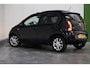 Volkswagen Up! 1.0 move up! Pano! Stoelverwarming!