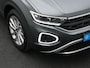 Volkswagen T-Roc 1.5 TSI 150 pk DSG Life Edition | Achteruitrijcamera | LED Plus koplampen | Park Assit | Side Assist | Carplay