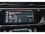 Audi Q8 4.0 TFSI SQ8 quattro Volle! PANO/MATRIX LED/23"/4 WIEL BEST/HEAD UP/CARBON/360/STOEL VERW KOEL/B&O/GELUIDW GLAS/STUURVERW/