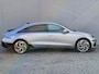 Hyundai Ioniq 6 Lounge 77.4 kWh Automaat / 100% SOH / Origineel NL Auto / Afn. Trekhaak 1.500 kg / Navigatie / Bose audio / Headup Display / Stuur-, voorstoel- en achterbankverwarming / Stoelventilatie / Android Auto / Apple Carplay /